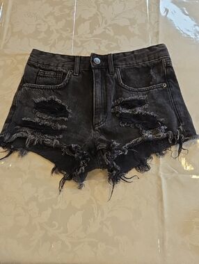 Distressed High Waisted Black Denim Shorts H&M 100% Cotton divided 00